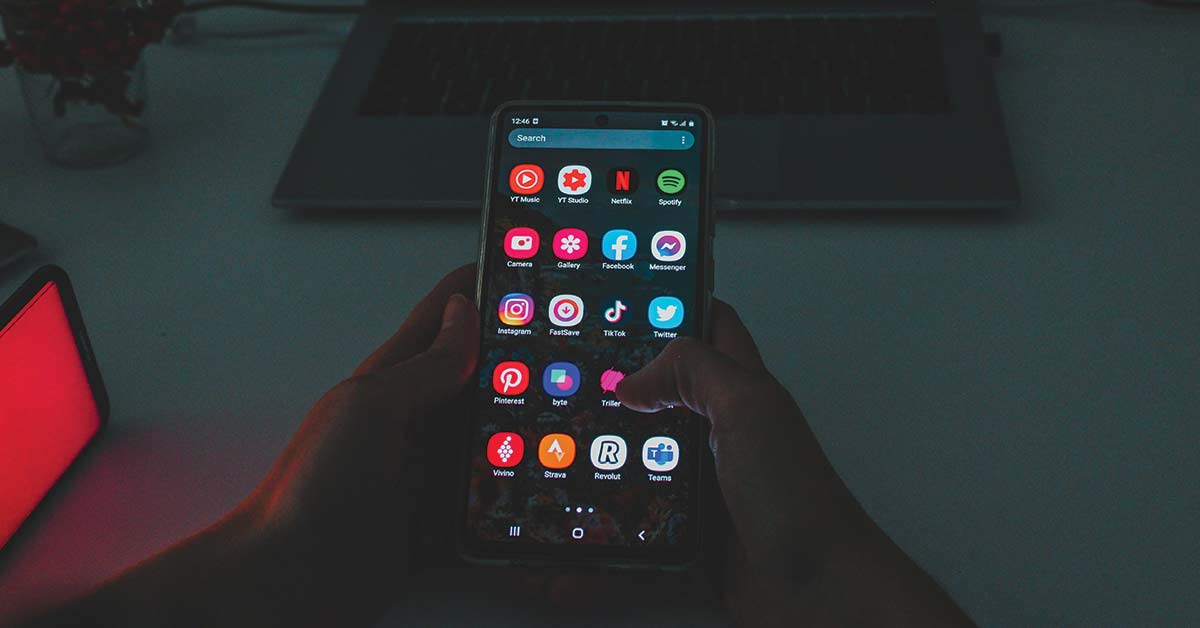 7 Ways to Outperform Your Competitors on Social Media
